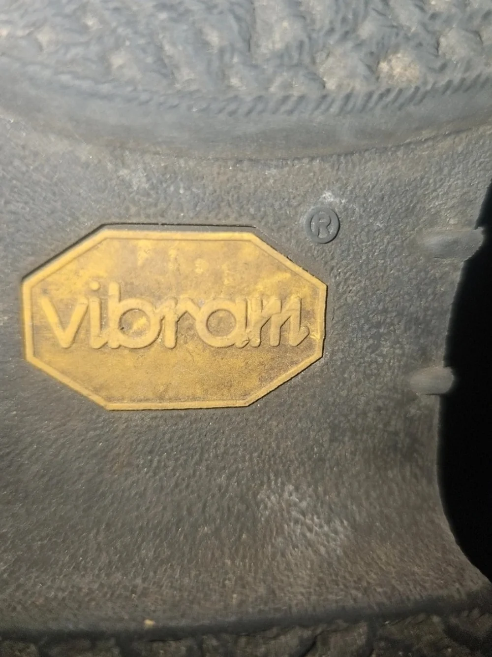 Vibram Men's Brown Leather Lace-Up Work Boots with Black Collar